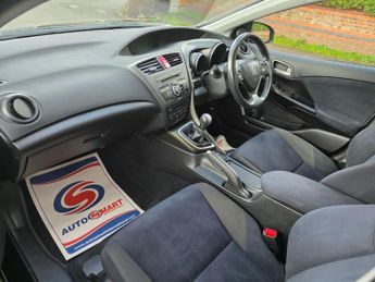 Honda Civic 1.8 i-VTEC ES Euro 5 (s/s) 5dr