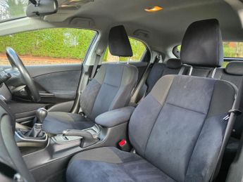 Honda Civic 1.8 i-VTEC ES Euro 5 (s/s) 5dr