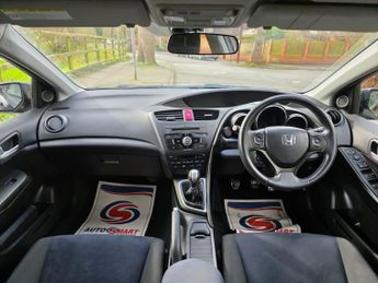 Honda Civic 1.8 i-VTEC ES Euro 5 (s/s) 5dr