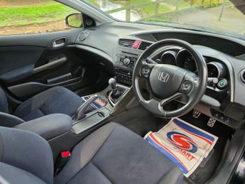 Honda Civic 1.8 i-VTEC ES Euro 5 (s/s) 5dr