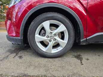 Toyota C-HR 1.8 VVT-h Icon CVT Euro 6 (s/s) 5dr