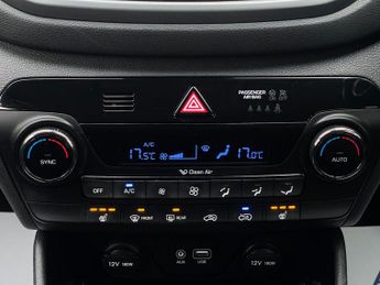 Hyundai TUCSON 1.7 CRDi Blue Drive SE Nav DCT Euro 6