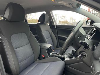 Hyundai TUCSON 1.7 CRDi Blue Drive SE Nav DCT Euro 6