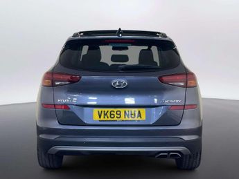 Hyundai TUCSON 1.6 CRDi MHEV Premium SE SUV 5dr Diesel Hybrid DCT Euro 6 (s/s) 