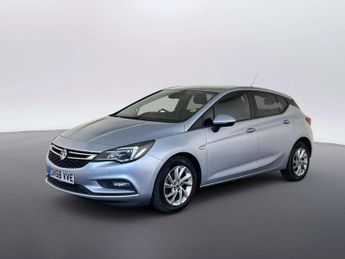 Vauxhall Astra 1.6 CDTi ecoTEC BlueInjection Tech Line Nav Hatchback 5dr Diesel