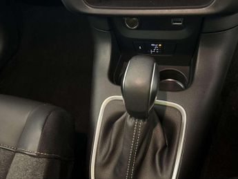 Citroen C3 1.2 PureTech MAX Hatchback 5dr Petrol EAT6 Euro 6 (s/s) (110 ps)