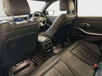BMW 3 Series 2.0 330e 12kWh M Sport Saloon 4dr Petrol Plug-in Hybrid Auto Eur