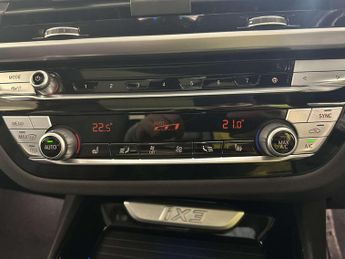 BMW iX3 80kWh Premier Edition Pro SUV 5dr Electric Auto (286 ps)