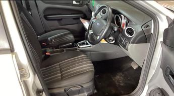 Ford Focus 1.6 Style 5dr