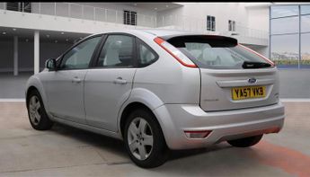 Ford Focus 1.6 Style 5dr