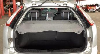 Ford Focus 1.6 Style 5dr