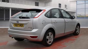 Ford Focus 1.6 Style 5dr