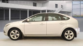 Ford Focus 1.6 Zetec 5dr
