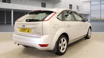 Ford Focus 1.6 Zetec 5dr