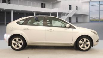 Ford Focus 1.6 Zetec 5dr