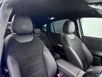 Mercedes-Benz GLA 1.3 GLA200h MHEV AMG Line (Executive) SUV 5dr Petrol Hybrid 7G-D