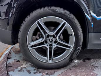 Mercedes-Benz GLA 1.3 GLA200h MHEV AMG Line (Executive) SUV 5dr Petrol Hybrid 7G-D