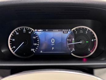 Land Rover Discovery 3.0 D300 MHEV R-Dynamic HSE SUV 5dr Diesel Auto 4WD Euro 6 (s/s)