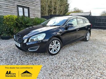 Volvo V60 3.0 T6 R-Design Lux Nav Estate 5dr Petrol Geartronic AWD Euro 5 