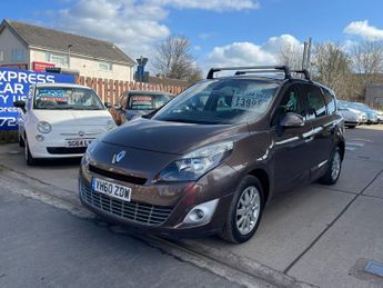 Renault Grand Scenic 1.5 dCi Privilege TomTom Euro 5 5dr