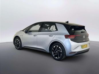 Volkswagen ID.3 Pro Performance 58kWh Life Hatchback 5dr Electric Auto (204 ps)