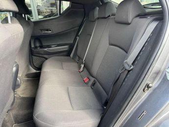 TOYOTA C-HR 1.8 VVT-h Design SUV 5dr Petrol Hybrid CVT Euro 6 (s/s) (122 ps)