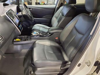 Nissan Leaf 30kWh Tekna Auto 5dr