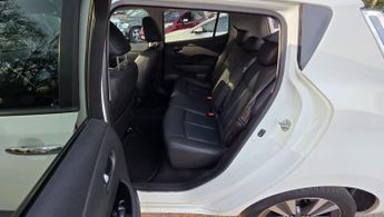 Nissan Leaf 30kWh Tekna Auto 5dr