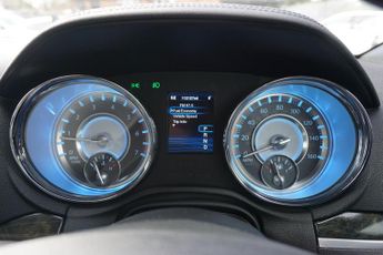 Chrysler 300C 3.0 CRD V6 Limited Auto Euro 5 4dr