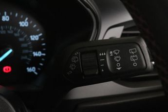 Ford Focus 1.0T EcoBoost ST-Line Euro 6 (s/s) 5dr