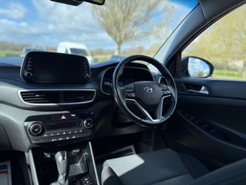Hyundai TUCSON 1.6 T-GDi SE Nav DCT Euro 6 (s/s) 5dr