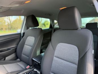 Hyundai TUCSON 1.6 T-GDi SE Nav DCT Euro 6 (s/s) 5dr