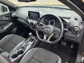 Nissan Juke 1.6 N-Connecta Auto Euro 6 5dr