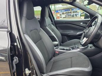 Nissan Juke 1.6 N-Connecta Auto Euro 6 5dr