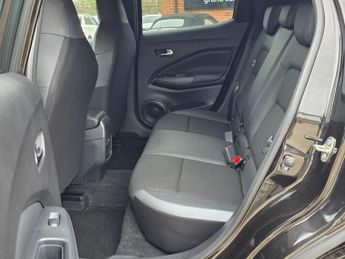 Nissan Juke 1.6 N-Connecta Auto Euro 6 5dr