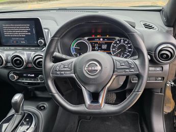 Nissan Juke 1.6 N-Connecta Auto Euro 6 5dr