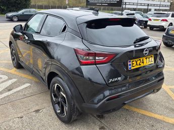 Nissan Juke 1.6 N-Connecta Auto Euro 6 5dr