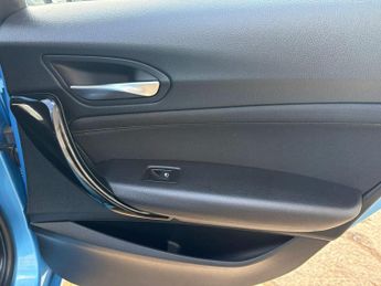 BMW 1 Series 1.5 118i Sport Auto Euro 6 (s/s) 5dr