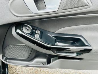 Ford Fiesta 1.5 TDCi ECOnetic Titanium Euro 6 (s/s) 3dr