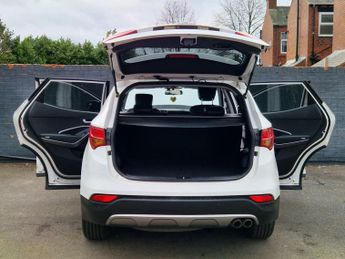 Hyundai Santa Fe 2.2 CRDi Premium Auto 4WD Euro 5 5dr (5 seat)
