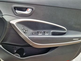 Hyundai Santa Fe 2.2 CRDi Premium Auto 4WD Euro 5 5dr (5 seat)