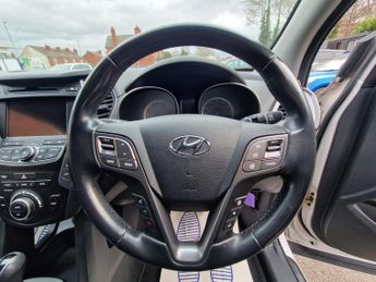 Hyundai Santa Fe 2.2 CRDi Premium Auto 4WD Euro 5 5dr (5 seat)