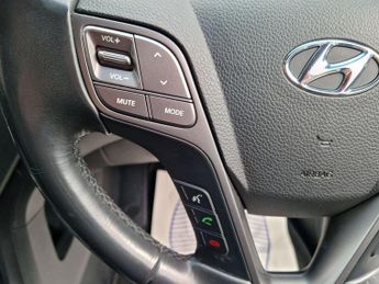 Hyundai Santa Fe 2.2 CRDi Premium Auto 4WD Euro 5 5dr (5 seat)
