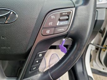 Hyundai Santa Fe 2.2 CRDi Premium Auto 4WD Euro 5 5dr (5 seat)