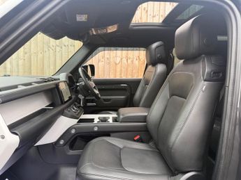 Land Rover Defender 90 3.0 D250 MHEV X-Dynamic HSE Auto 4WD Euro 6 (s/s) 3dr