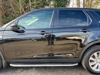 Land Rover Discovery Sport 2.0 TD4 SE Tech Auto 4WD Euro 6 (s/s) 5dr