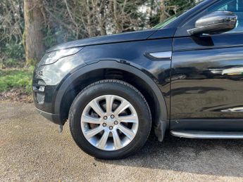 Land Rover Discovery Sport 2.0 TD4 SE Tech Auto 4WD Euro 6 (s/s) 5dr