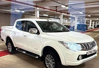 Mitsubishi L200 2.4 DI-D DC Warrior 4WD Euro 6 4dr