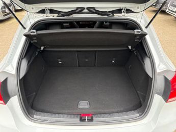 Mercedes-Benz A Class 1.3 A250e 15.6kWh AMG Line 8G-DCT Euro 6 (s/s) 5dr