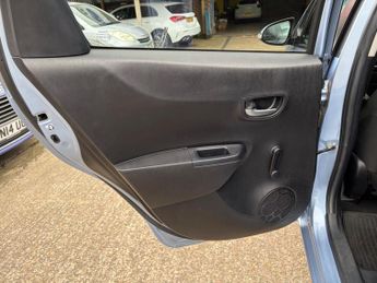 Toyota Yaris 1.5 VVT-h Icon Plus CVT Euro 5 5dr